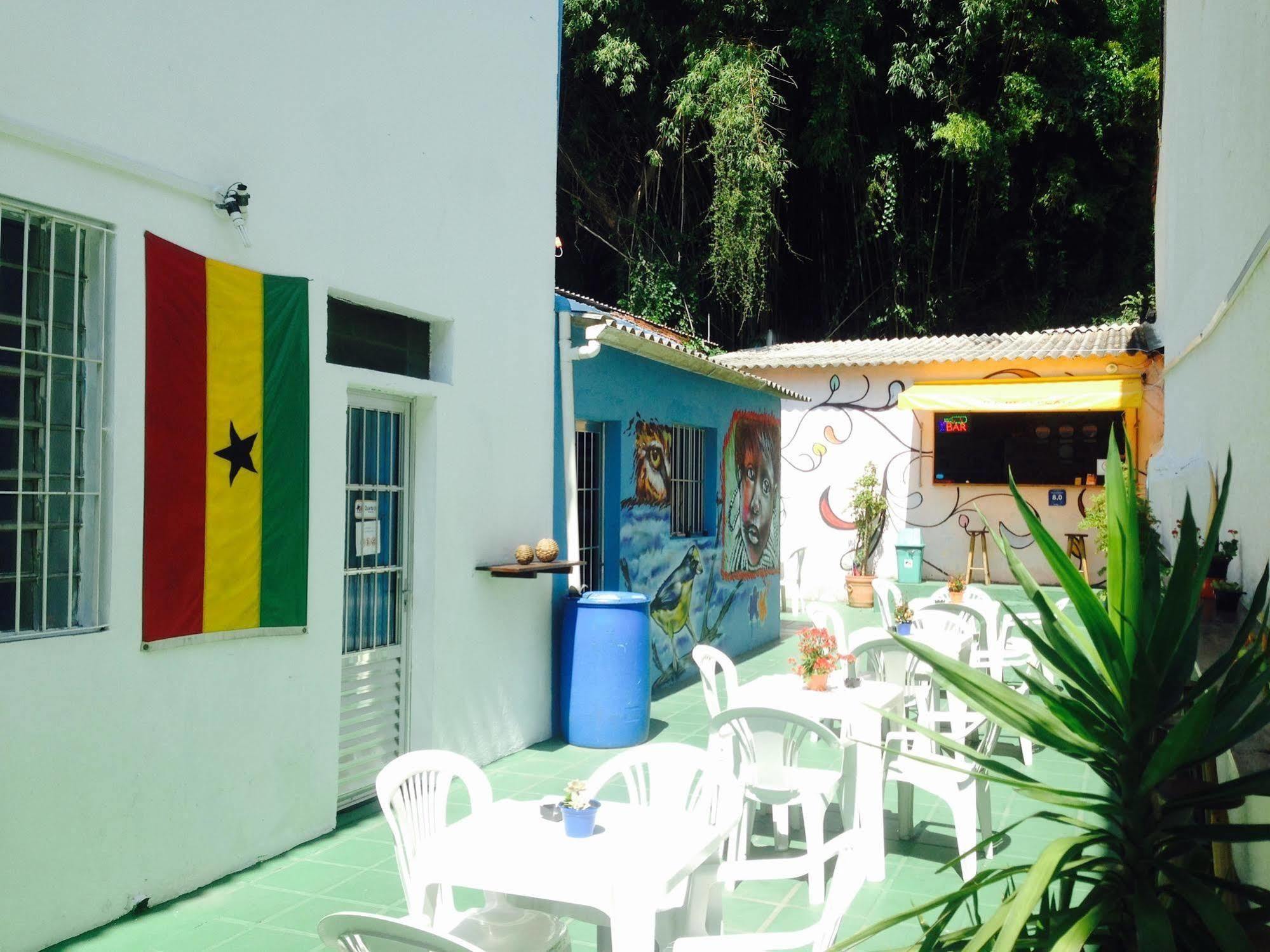The Connection Hostal